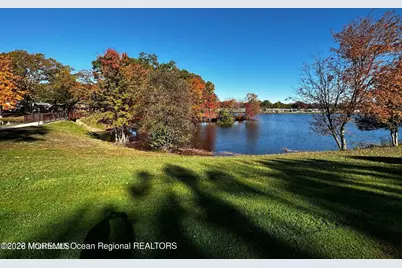 106 E Edinburgh Lane, Lakewood, NJ 08701 - Photo 3