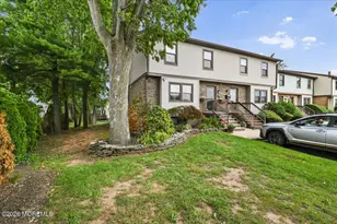 27 Highview Dr, Woodbridge Township, NJ 07095 - Photo 3
