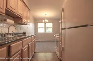77 Stonehurst Blvd, Freehold, NJ 07728 - Photo 7