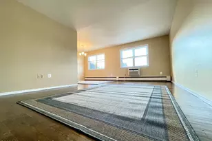 35 Manchester Ct, Freehold, NJ 07728 - Photo 3