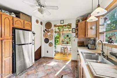 1318 Vina Avenue, Ocean Twp, NJ 07712 - Photo 27