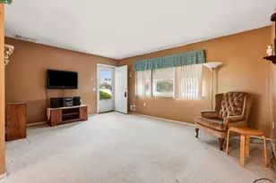 76 Haven Dr, Matawan, NJ 07747 - Photo 3