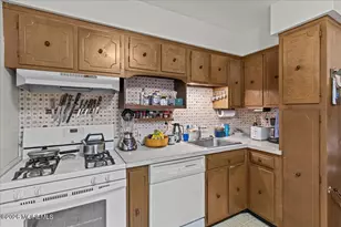 952 Alden Dr, Toms River Township, NJ 08753 - Photo 9