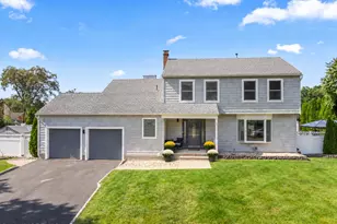 1594 Sea Island Dr, Toms River Township, NJ 08753 - Photo 1