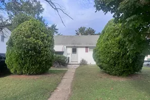 17 Pearce Ave, Eatontown, NJ 07724 - Photo 3