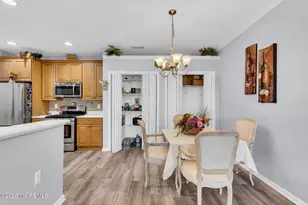 330 Sophee Ln, Lakewood, NJ 08701 - Photo 9