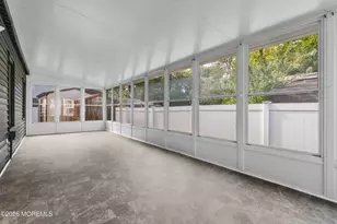 252 Port Monmouth Rd, Middletown, NJ 07748 - Photo 21