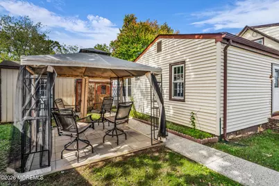 252 Port Monmouth Road, Middletown, NJ 07748 - Photo 23
