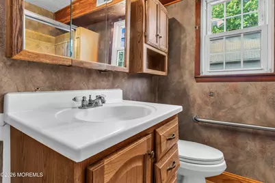 252 Port Monmouth Road, Middletown, NJ 07748 - Photo 13