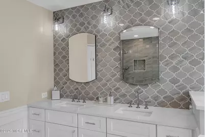 27 Bristol Road, Manalapan Township, NJ 07726 - Photo 21