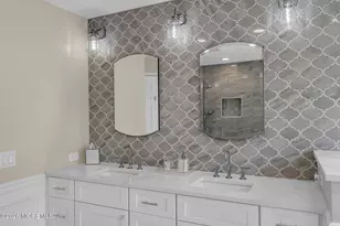 27 Bristol Rd, Manalapan Township, NJ 07726 - Photo 21