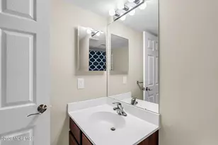 27 Bristol Rd, Manalapan Township, NJ 07726 - Photo 31