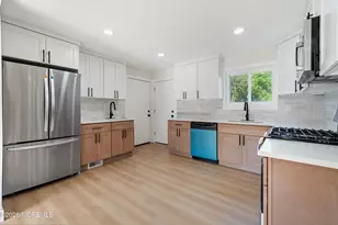 33 Glen Rd, Howell Township, NJ 07731 - Photo 7