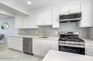 2 Barker Ave, Shrewsbury, NJ 07724 - Photo 13