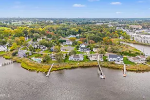 7 Leeward Ct, Oceanport, NJ 07757 - Photo 3