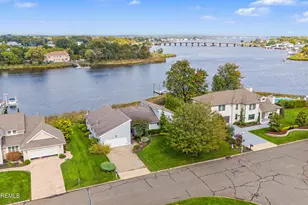 7 Leeward Ct, Oceanport, NJ 07757 - Photo 21