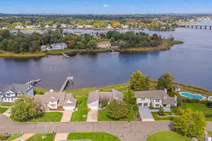 7 Leeward Ct, Oceanport, NJ 07757 - Photo 23