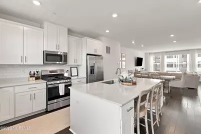 94 Bataan Avenue, Tinton Falls, NJ 07724 - Photo 7