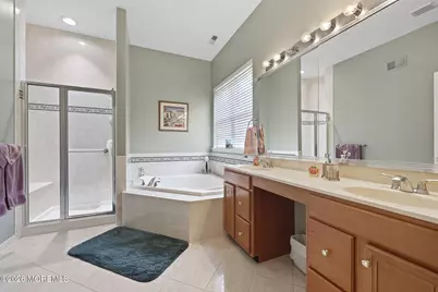13 Caufield Court, Freehold, NJ 07728 - Photo 25