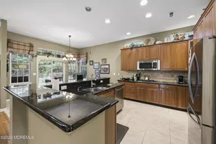 13 Caufield Ct, Freehold, NJ 07728 - Photo 15