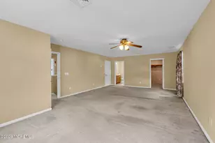 652 Brookside Dr, Belford, NJ 07718 - Photo 17