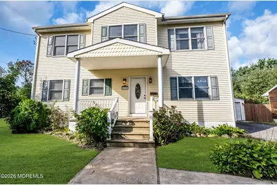 652 Brookside Drive, Belford, NJ 07718 - Photo 3