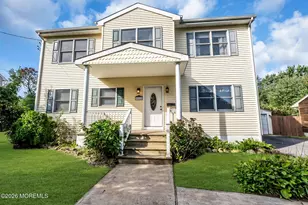 652 Brookside Dr, Belford, NJ 07718 - Photo 3