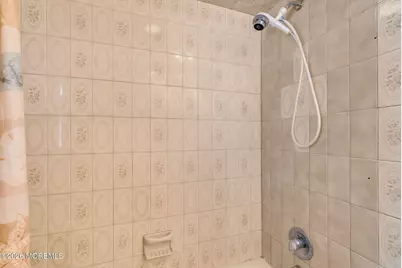 652 Brookside Drive, Belford, NJ 07718 - Photo 35