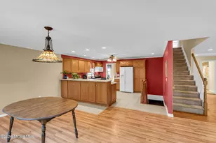 652 Brookside Dr, Belford, NJ 07718 - Photo 9