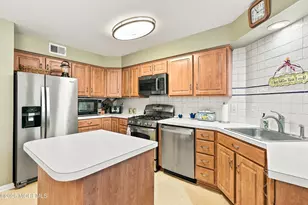 265 Marigold Ct, Toms River Township, NJ 08753 - Photo 9
