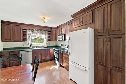 32 Arneytown Hornerstown Road, Cream Ridge, NJ 08514 - Photo 13