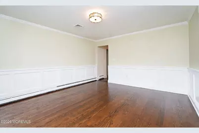 17 Locksley Lane, Manalapan Township, NJ 07726 - Photo 11