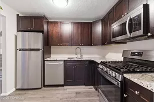 2007 Begonia Ct, Jackson, NJ 08527 - Photo 11