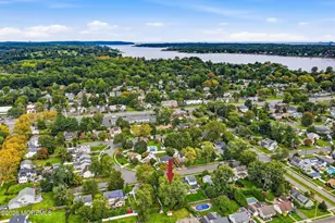 72 W Wilson Circle, Red Bank, NJ 07701 - Photo 9