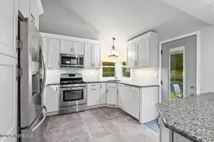 23 Barbara Ln, Oakhurst, NJ 07755 - Photo 11