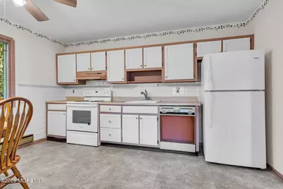 4 B Delaware Way #B, Whiting, NJ 08759 - Photo 7
