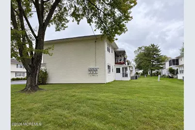 2 Texas Court #B, Matawan, NJ 07747 - Photo 3