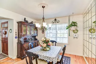 27 Alexander Ave, Freehold, NJ 07728 - Photo 7