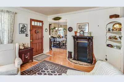 27 Alexander Avenue, Freehold, NJ 07728 - Photo 5