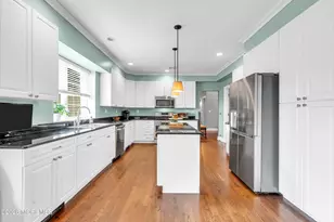 14 Winhar Pl, Oceanport, NJ 07757 - Photo 15