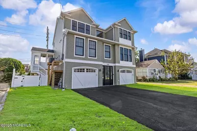 1608 East Street, Point Pleasant Beach, NJ 08742 - Photo 1