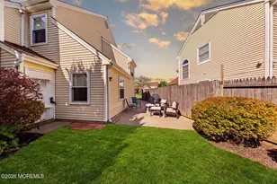 15 Hawthorne Ct, Freehold, NJ 07728 - Photo 27