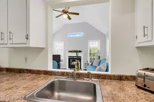 810 Woodcrest Dr, Spring Lake, NJ 07762 - Photo 9