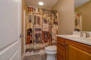 6 Christopher Ln, Hazlet Township, NJ 07730 - Photo 21