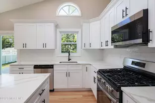 110 Dewey St, Toms River Township, NJ 08753 - Photo 13