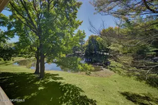 8 Deptford Ct, Freehold, NJ 07728 - Photo 19