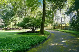20 Rimwood Dr, Lincroft, NJ 07738 - Photo 3