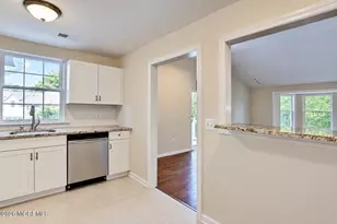 294 Tulip Ln, Freehold, NJ 07728 - Photo 7