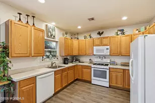 370 Spruce Dr, Brick, NJ 08723 - Photo 11