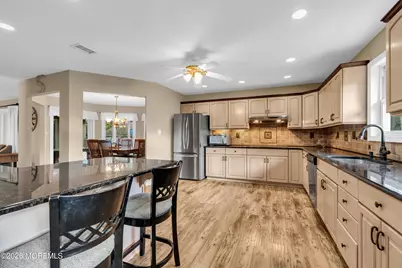 526 Huntington Avenue, Pine Beach, NJ 08741 - Photo 15